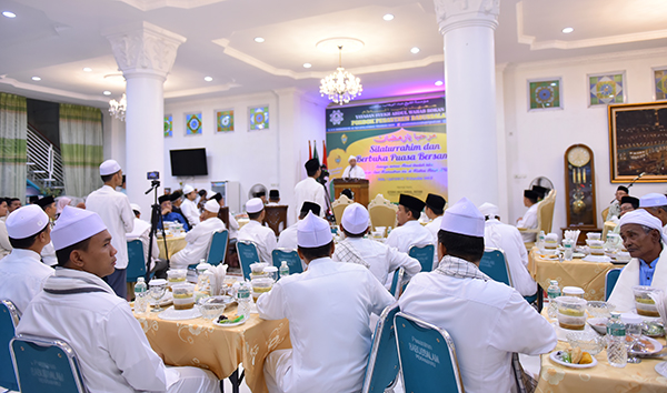 Tadarus Qur'an, Muhasabah dan Berbuka Puasa Bersama Hiasi Aktivitas Santri Selama Ramadhan