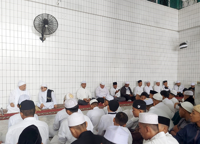 Sambut Ramadhan Dengan Tausiyah dan Saling Bermaafan Santri dan Pimpinan