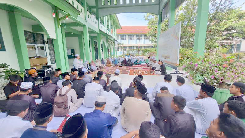 Ini Pesan Ustadz Mahfuz Ikhsan Dalam Menjalani Kehidupan di Dunia dalam 