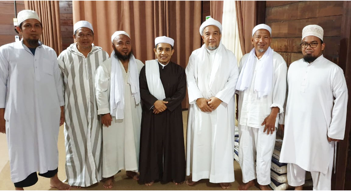 Syekh Haji Ismail Royan dan Para Zuriat Kunjungi Tuan Guru Besilam Dr Zikmal Fuad