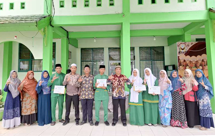 Semarak Pembagian Rapor dan Juara Lomba Gema Idul Adha di SMA Babussalam