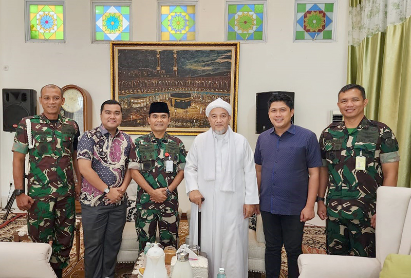Bersilaturrahim Dengan Tuan Guru, Marsma TNI Feri Yunaldi Sharing Perjalanan Spiritual