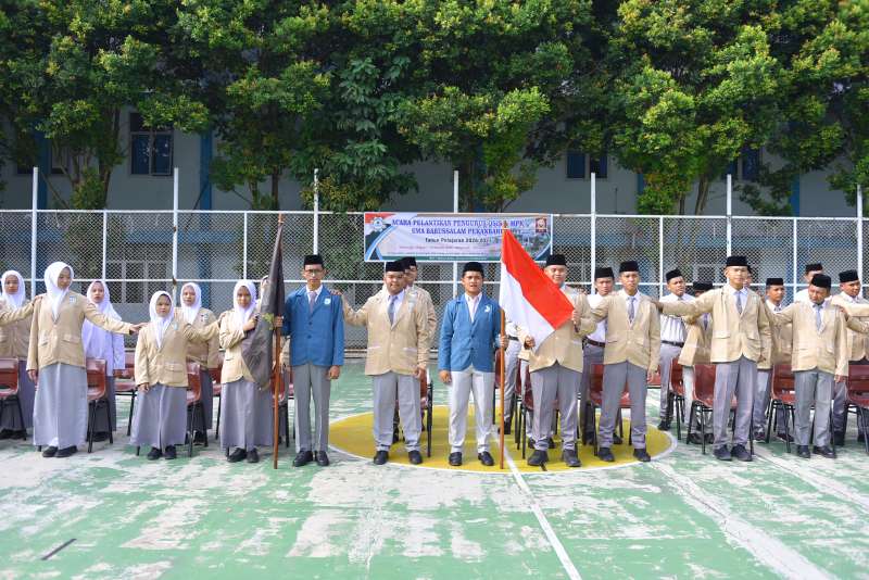 Momen Penting Mengeksplorasi Potensi dalam Regenerasi Kepemimpinan Santri