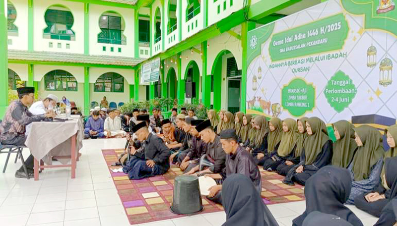 Lomba Takbir Antar Kelas Semarakkan Gema Idul Adha 1446 H SMA Babussalam