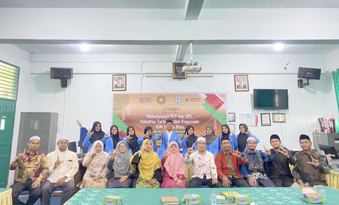 SMA Babussalam Pekanbaru Terima 9 Mahasiswa PLP UIN Suska Riau