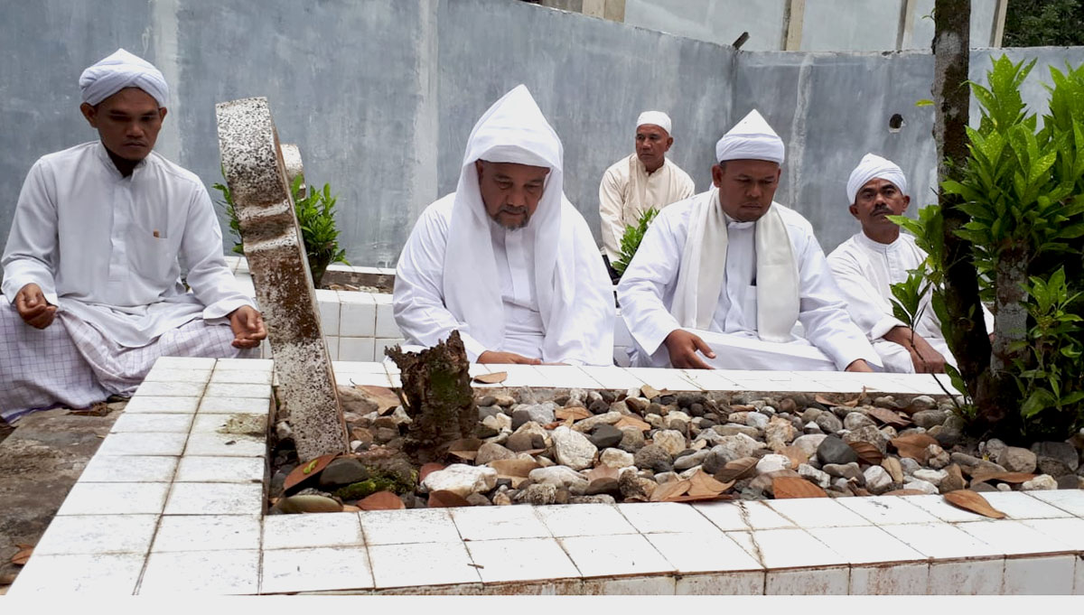 Ziarah ke Makam Tuan Syekh Abdul Manan Siregar di Padang Sidempuan