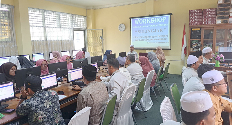 SMP Babussalam Gelar Workshop Sulingjar Bagi Guru dan Tenaga Pendidik